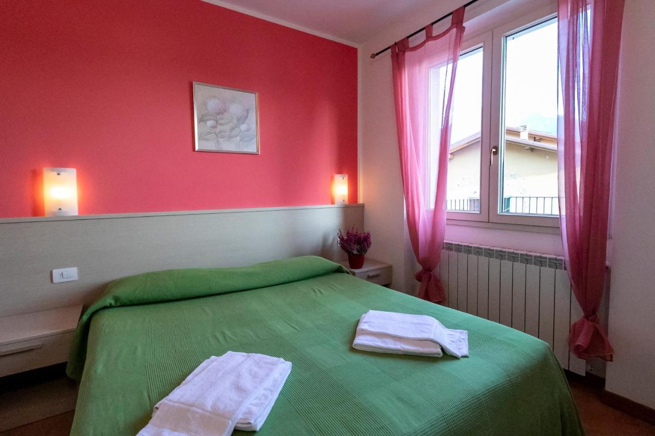 La Collina Degli Ulivi Lägenhet Vercana Exteriör bild